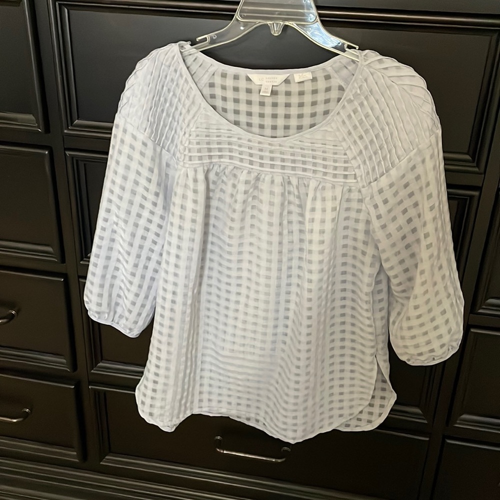Lauren Conrad lt blue blouse size medium